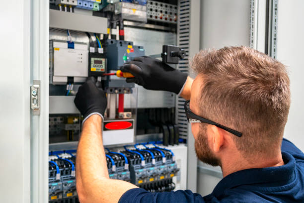 Best Electrician Near Me  in Uvalde Estates, TX